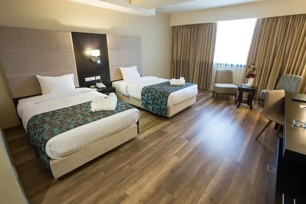 Classic Tek Büyük veya İki Ayrı Yataklı Oda, Şehir Manzaralı