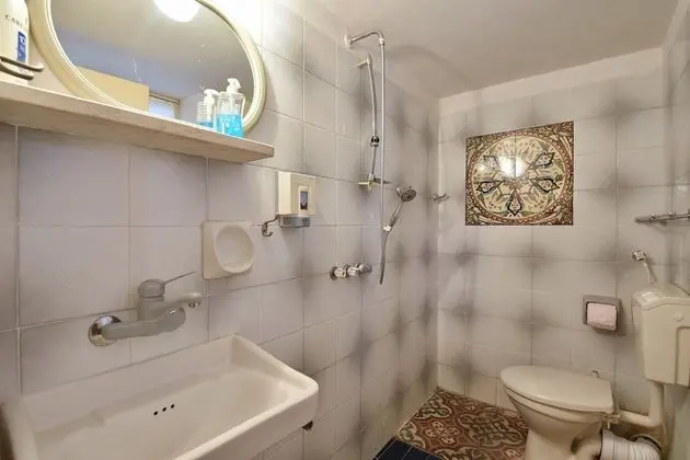 Basic Üç Kişilik Oda