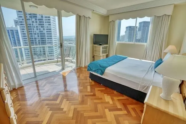 3 Bedroom High Ocean View