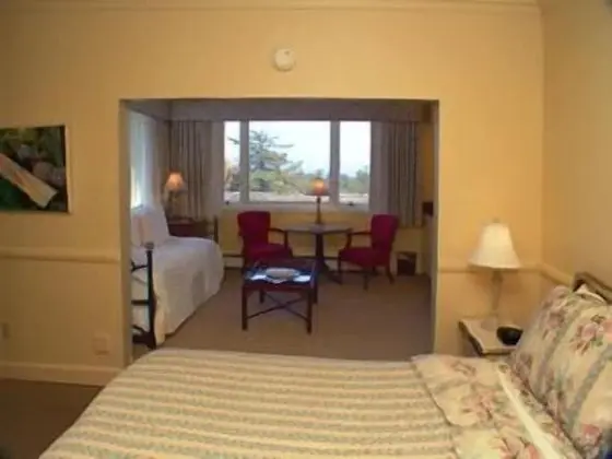 King Room with Ocean View (Max 2 people) (2nd Floor)