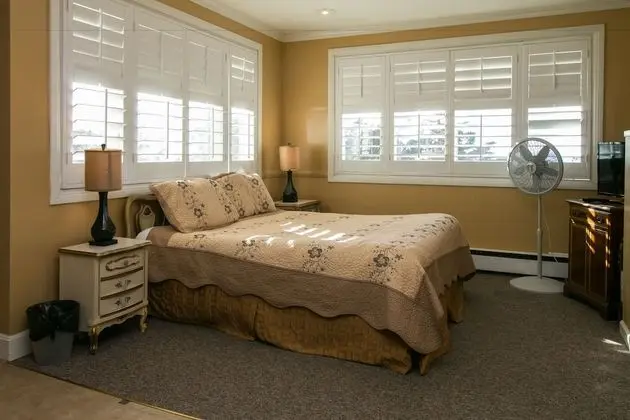 King Room with Ocean View (Max 2 people) (2nd Floor)