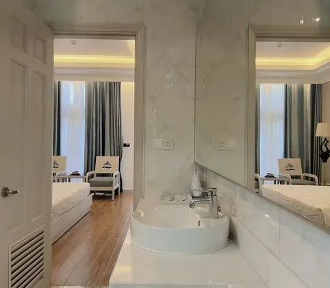 Deluxe Bungalov, 1 Yatak Odası, Havuz Manzaralı