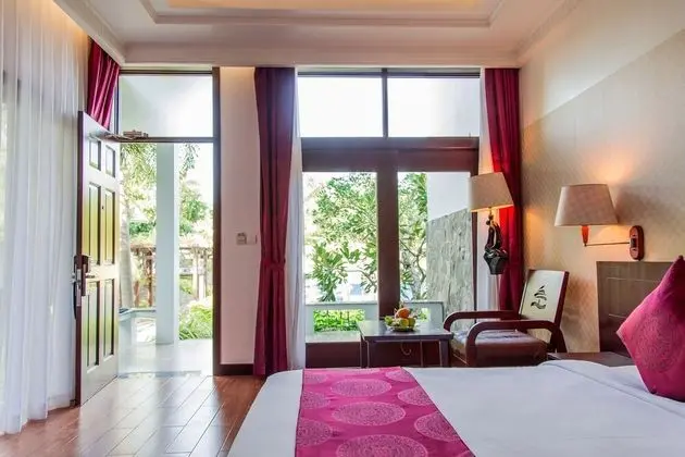Deluxe Bungalov, 1 Yatak Odası, Havuz Manzaralı