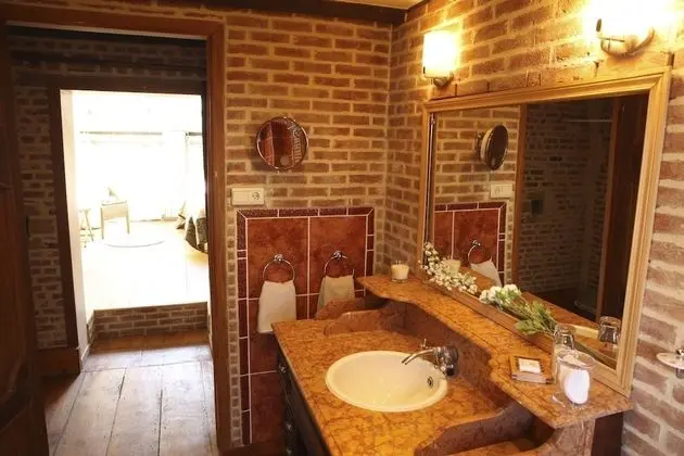 Comfort Tek Büyük veya İki Ayrı Yataklı Oda, Özel Banyo