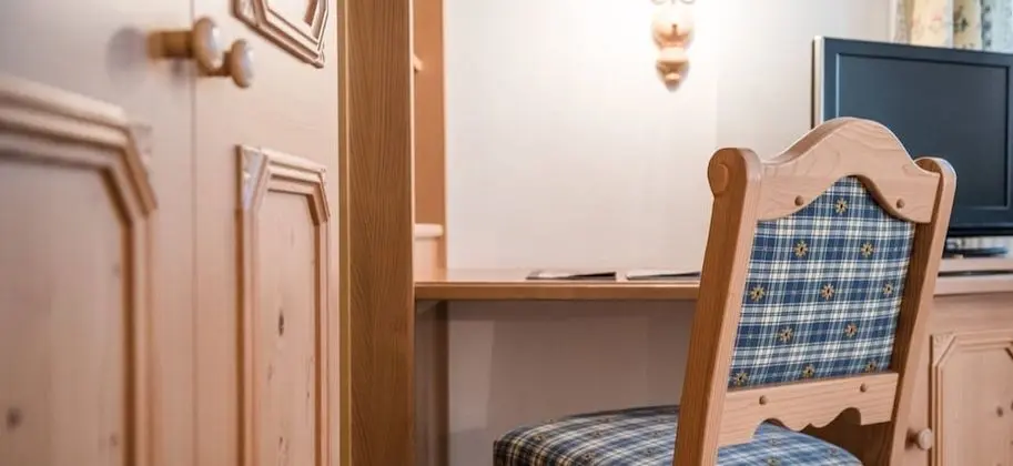 Tek Büyük Yataklı Oda (Rosalpina)