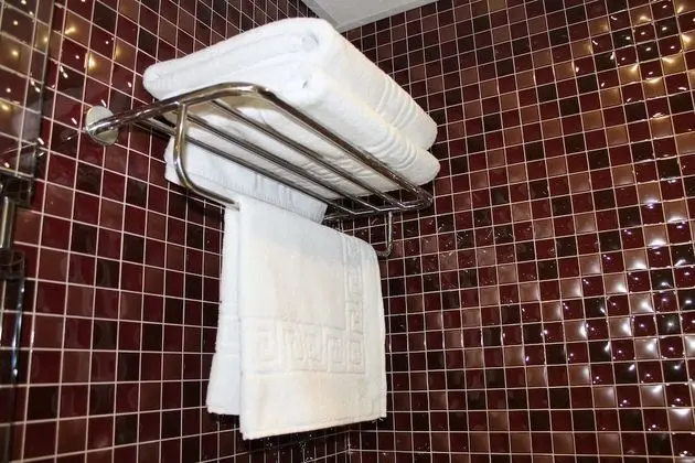 Büyük Yataklı Tek Kişilik Oda