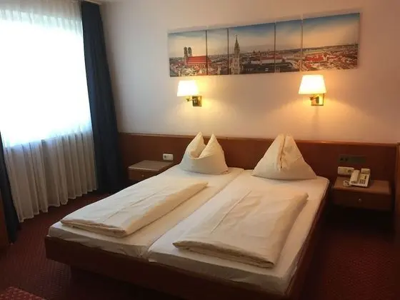 Standard Üç Kişilik Oda