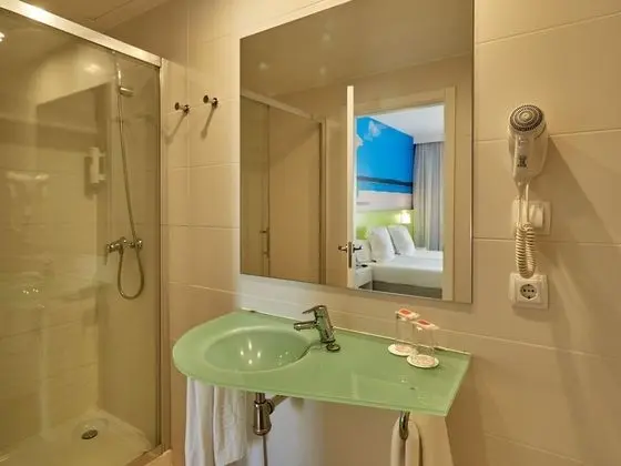 İki Ayrı Yataklı Oda, Balkon