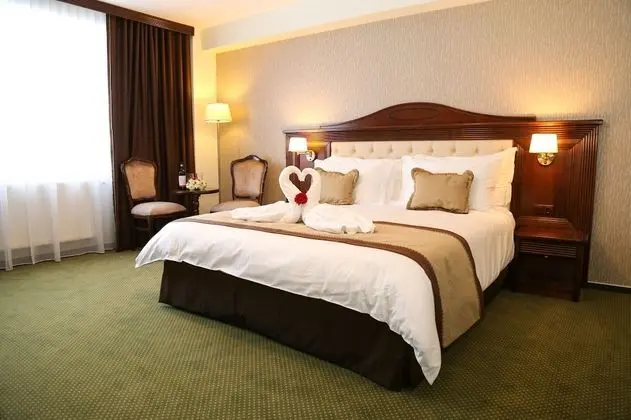 Standard Double Room with Balcony 4****