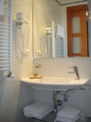 Comfort Tek Büyük Yataklı Oda, 1 Çift Kişilik Yatak