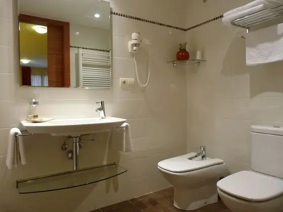 Superior Tek Büyük Yataklı Oda, 1 Çift Kişilik Yatak, Balkon, Şehir Manzaralı