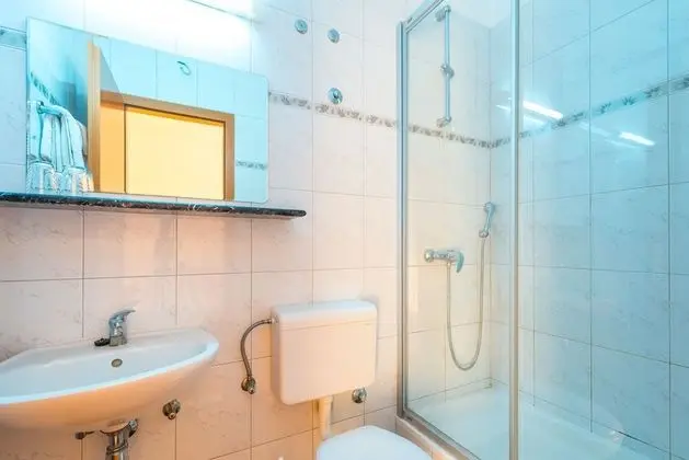 Standard Tek Büyük Yataklı Oda, Teras, Deniz Manzaralı (A2)