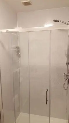 Üç Kişilik Oda, Banyolu/Duşlu