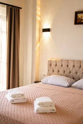 Standart Oda, Bahçe veya Sokak Manzaralı, 2. Kat Balkonlu
