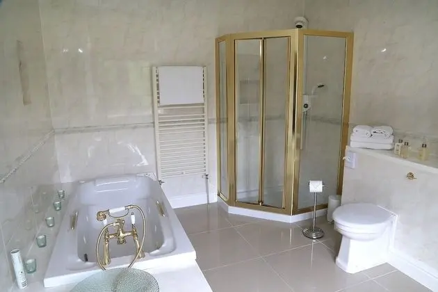 Deluxe Tek Büyük Yataklı Oda, Bahçe Manzaralı