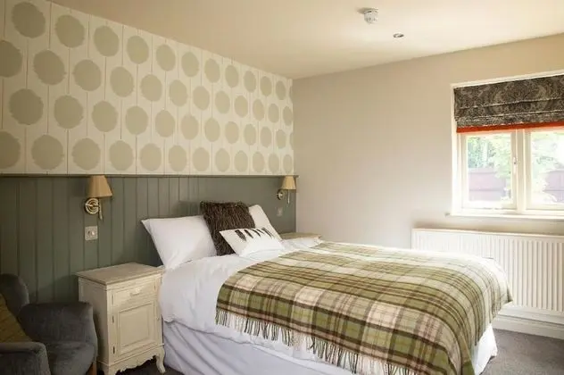 Classic Tek Büyük Yataklı Oda