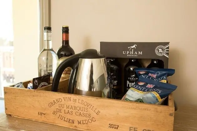 Classic Tek Büyük Yataklı Oda