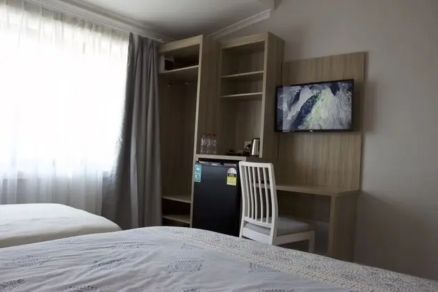 Üç Kişilik Oda, Ortak Banyo