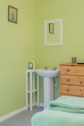 Bungalov, Banyolu/Duşlu