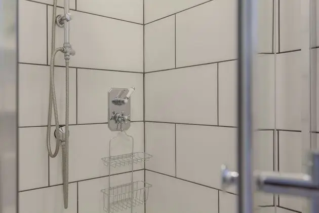 Bungalov, Banyolu/Duşlu