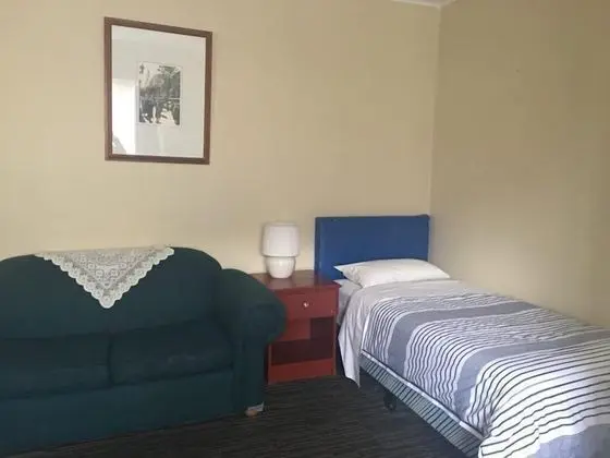 Apart Daire, 2 Tek Kişilik Yatak