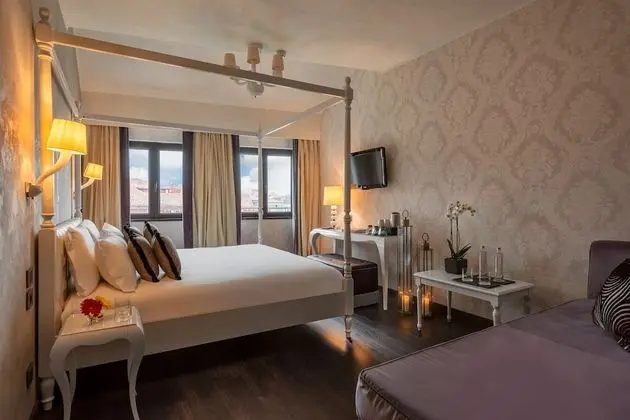 Junior Stüdyo Süit, Kanal Manzaralı