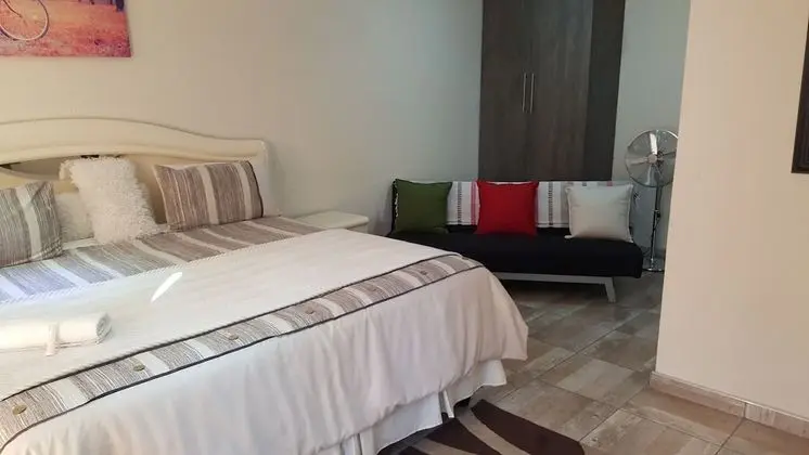 Tek Büyük Yataklı Oda