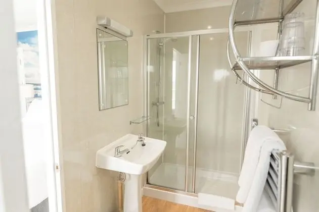 Tek Büyük Yataklı Oda, Balkon, Deniz Manzaralı
