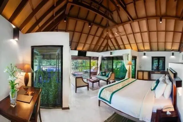 Deluxe Villa (Akund)