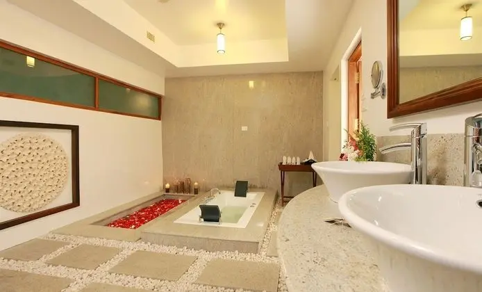 Deluxe Villa (Akund)