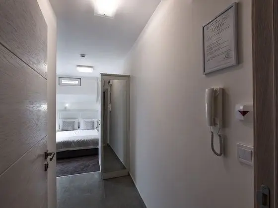 Economy Tek Büyük Yataklı Oda