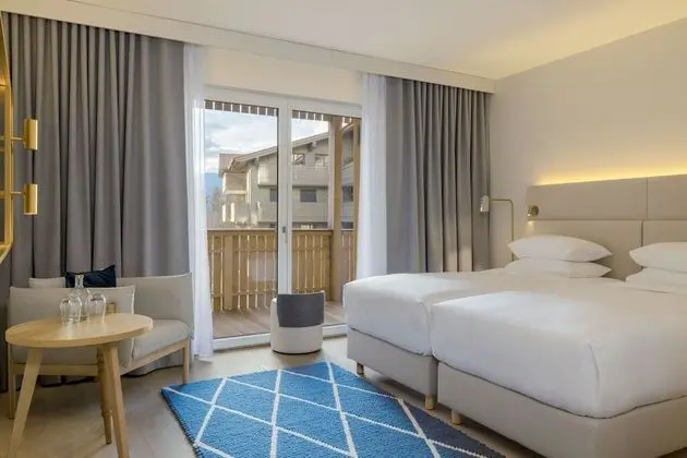 Oda, 1 Tek Kişilik Yatak, Balkon, Avlu Manzaralı
