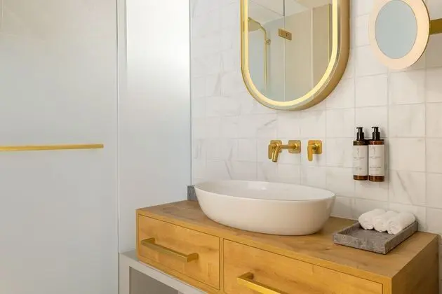 Oda, 1 Tek Kişilik Yatak, Balkon, Avlu Manzaralı