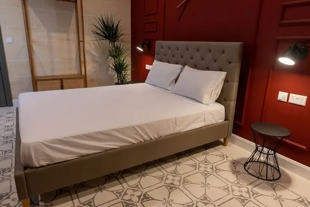 Comfort Tek Büyük Yataklı Oda