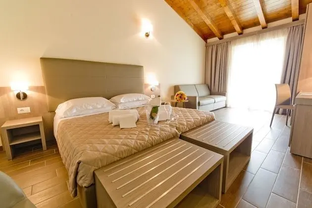 Superior Tek Büyük Yataklı Oda, Golf Manzaralı