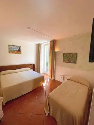 Deluxe Üç Kişilik Oda