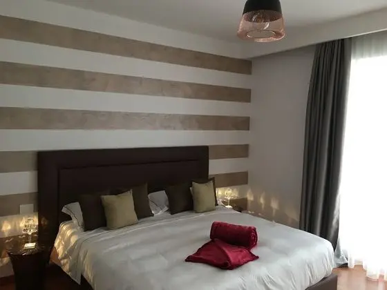 Comfort Tek Büyük Yataklı Oda