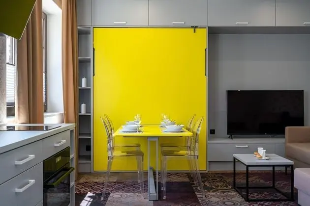 Premium Stüdyo Süit (Karp w cytrynie - C)