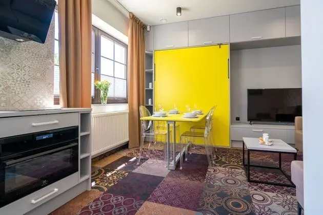 Premium Stüdyo Süit (Karp w cytrynie - C)