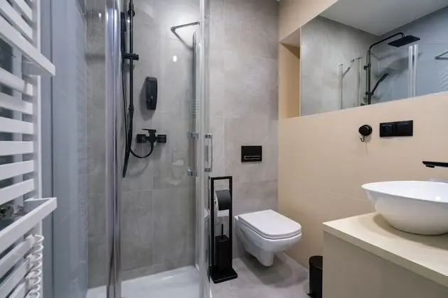 Premium Stüdyo Süit (Karp w galarecie - B)