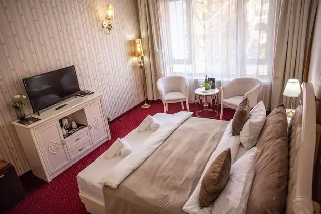 Deluxe Tek Büyük Yataklı Oda