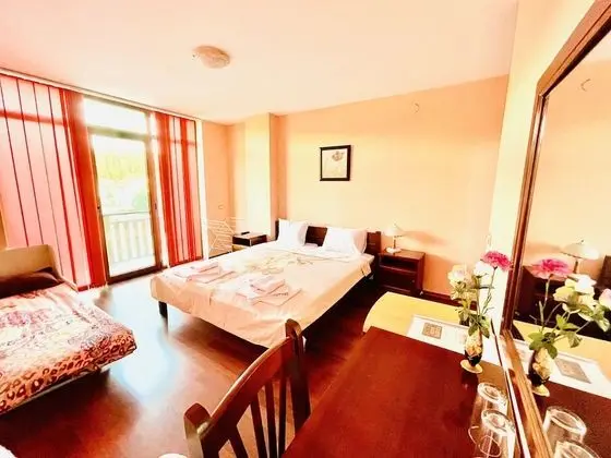 Standard Tek Büyük veya İki Ayrı Yataklı Oda, Balkon, Dağ Manzaralı