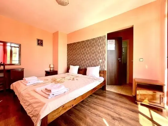 Standard Tek Büyük veya İki Ayrı Yataklı Oda, Balkon, Dağ Manzaralı