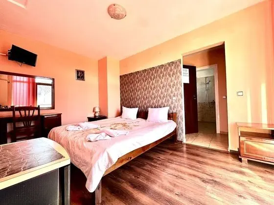 Standard Tek Büyük veya İki Ayrı Yataklı Oda, Balkon, Dağ Manzaralı