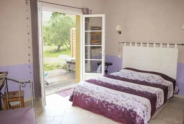 Tek Büyük Yataklı Oda (Côté Mer)