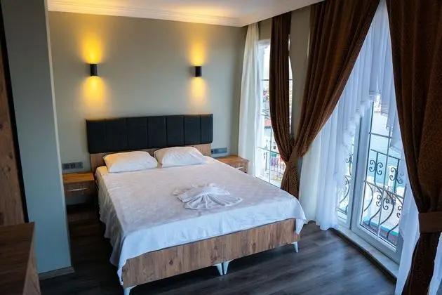 Basic Tek Büyük veya İki Ayrı Yataklı Oda, Deniz Manzaralı