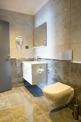 Basic Tek Büyük veya İki Ayrı Yataklı Oda, Deniz Manzaralı