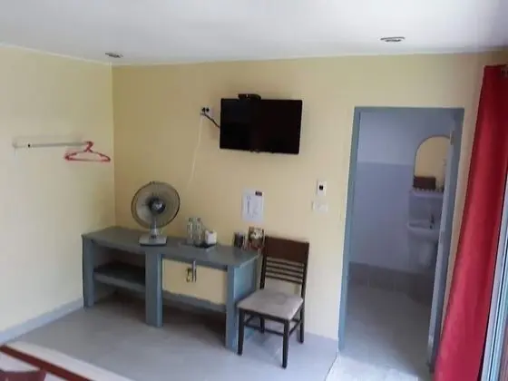 Garden or Pool View with Fan