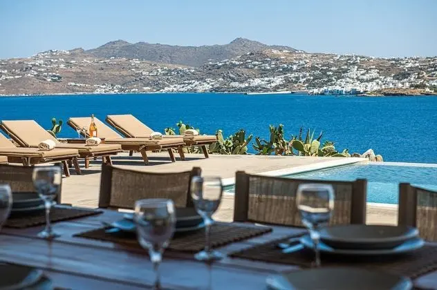 Luxury Villa, 4 Yatak Odası, Kişiye Özel Havuzlu, Denize Bakan (1)