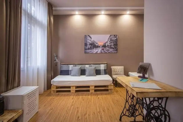 Deluxe Dört Kişilik Oda